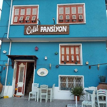 Celil Pansiyon Ayvalı 외부 사진